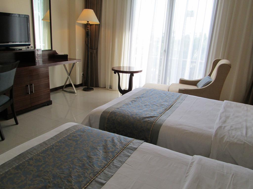 Asmila Boutique Hotel Bandung Extérieur photo