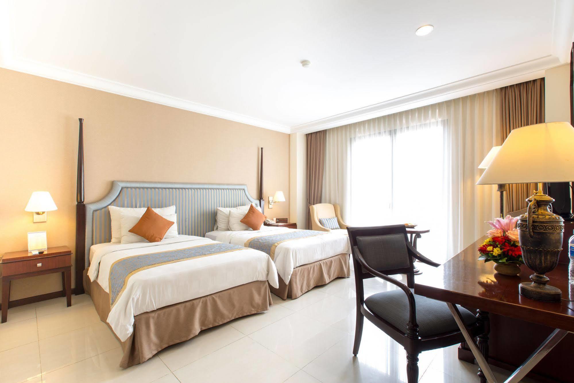 Asmila Boutique Hotel Bandung Extérieur photo