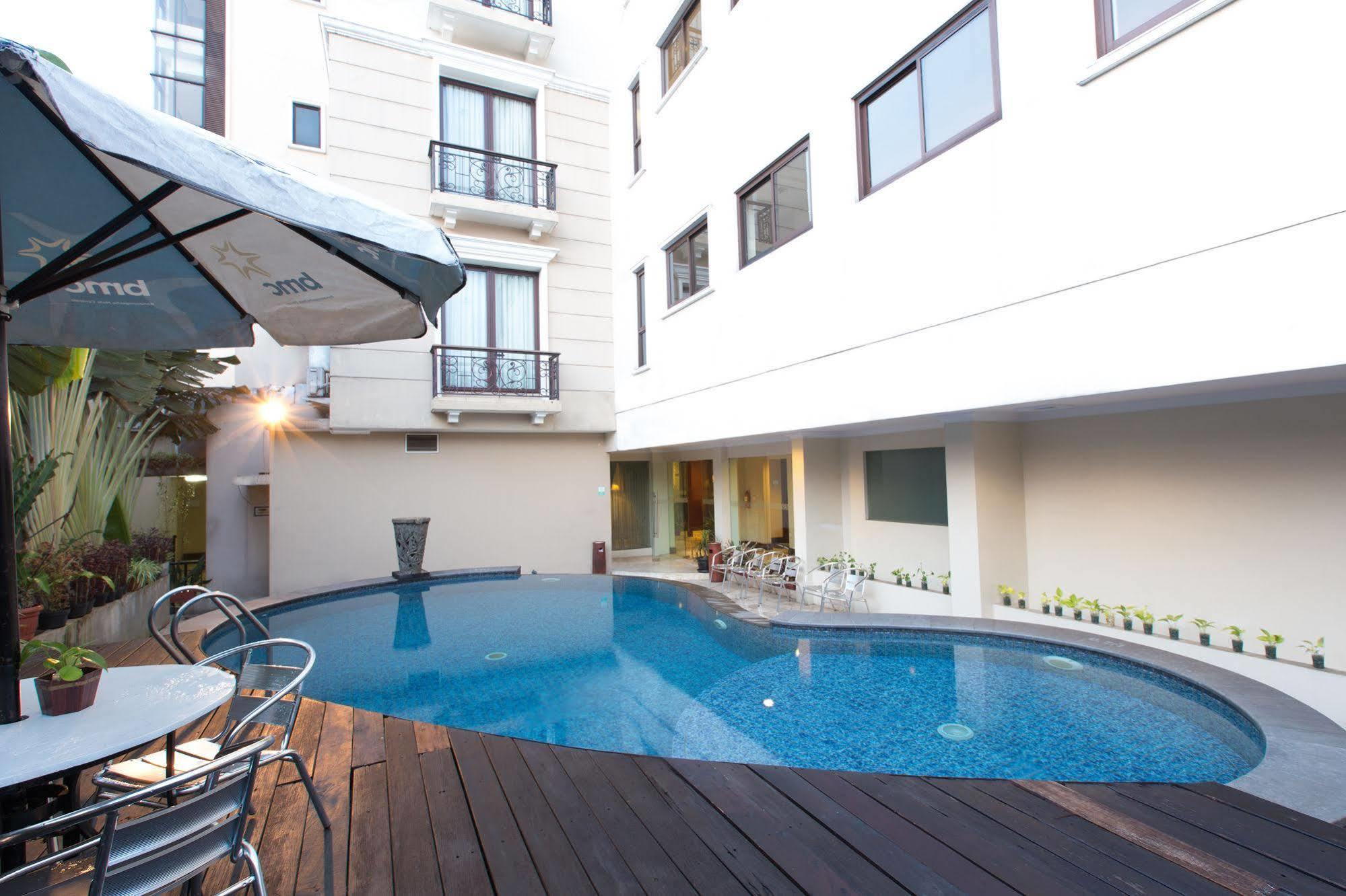 Asmila Boutique Hotel Bandung Extérieur photo