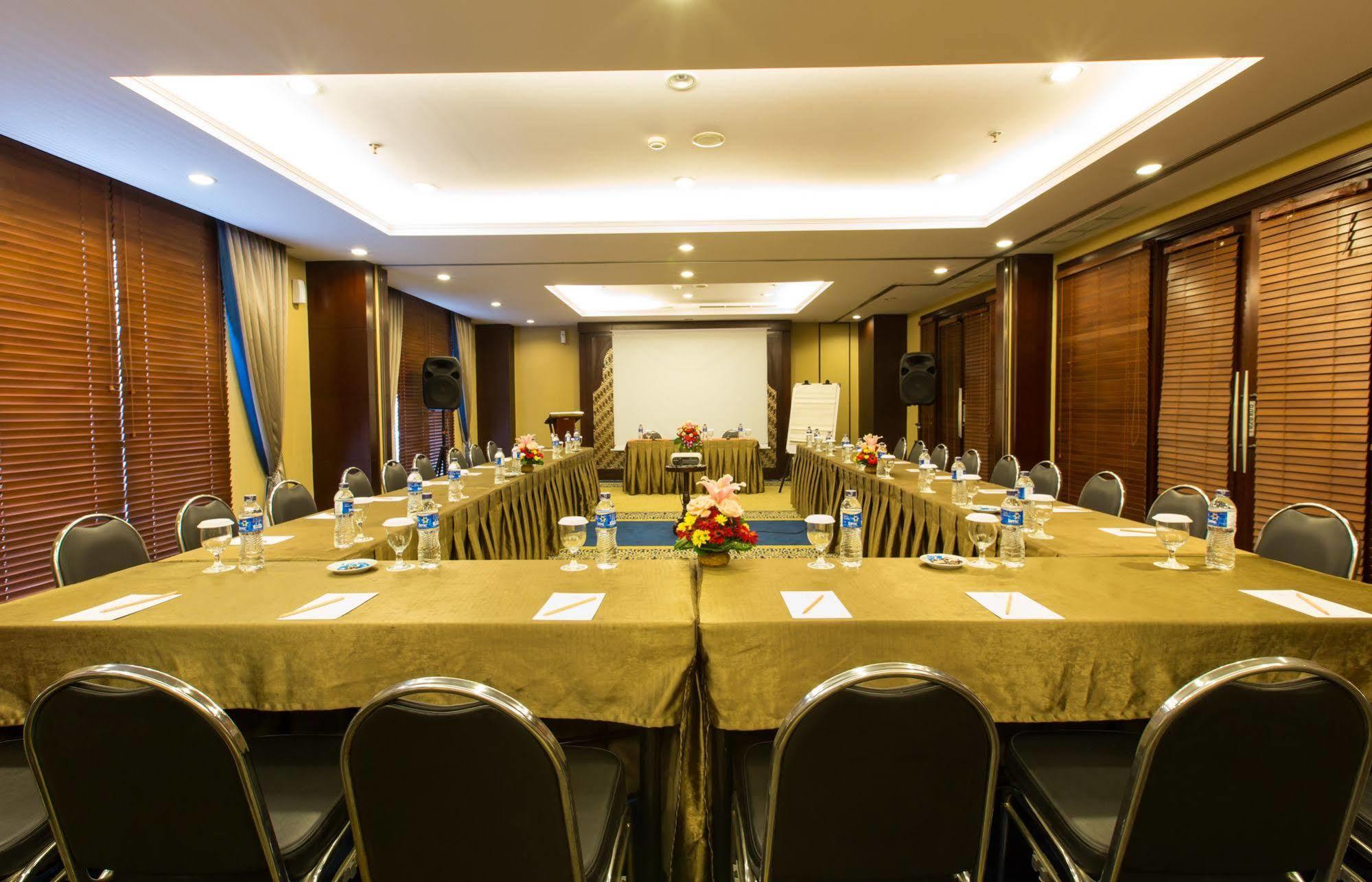 Asmila Boutique Hotel Bandung Extérieur photo